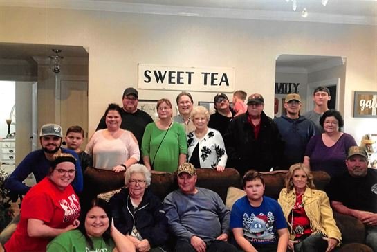 Sue Ayres - Photo 14