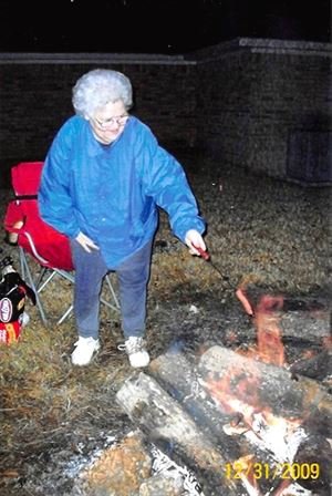 Sue Ayres - Photo 43