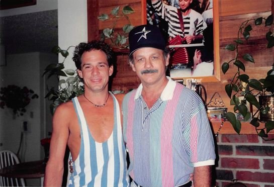 Darren Wynn Burge - Photo 66