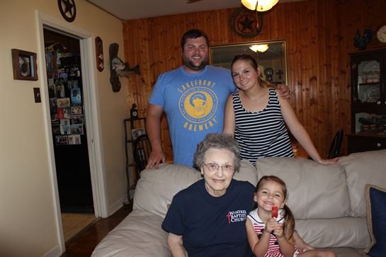 Juanita Toronjo - Photo 67