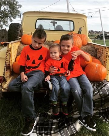 Beth T. "Tammy" Oliver - Photo 26