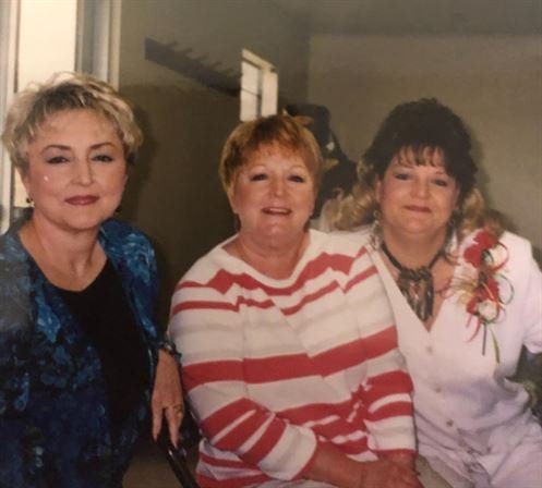 Beth T. "Tammy" Oliver - Photo 62