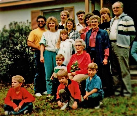 Louise Maberry - Photo 35