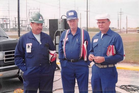 Robert "Bob" E. Burge - Photo 27