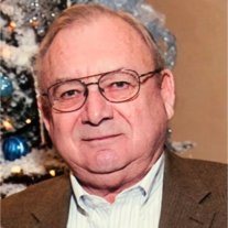 Robert "Bob" Dale Izer - Photo 2