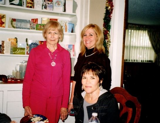 Betty Hall Reindel Webb - Photo 5