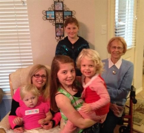 Betty Hall Reindel Webb - Photo 19