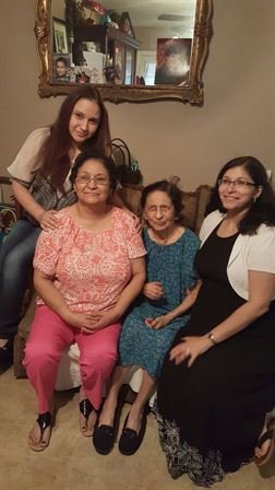 Alicia Garza Peña - Photo 9