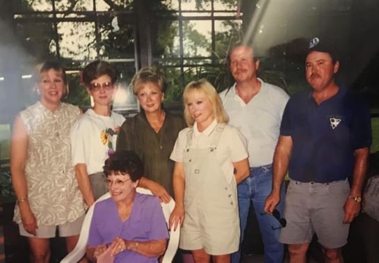 Rena Mendoza Veillon - Photo 19