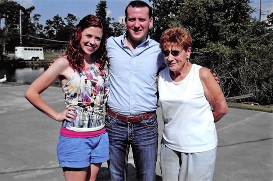 Rena Mendoza Veillon - Photo 21