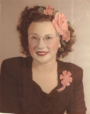 Rena Mendoza Veillon - Photo 58