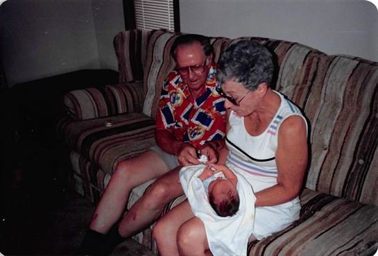 Rena Mendoza Veillon - Photo 60