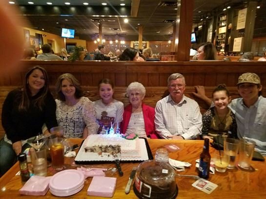 Lois Overstreet Powell - Photo 4