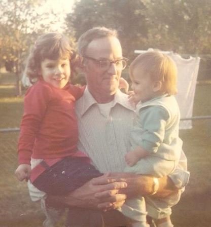 Robert E. Oldham - Photo 6