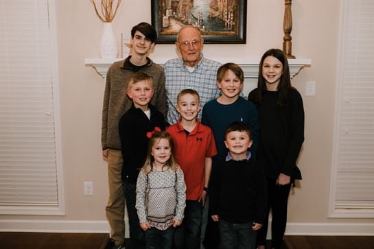 Robert E. Oldham - Photo 25