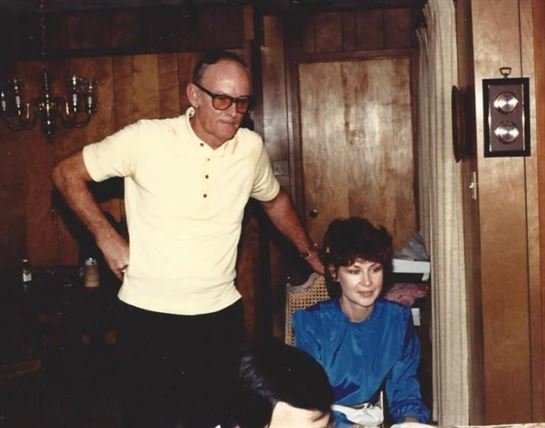 Robert E. Oldham - Photo 80