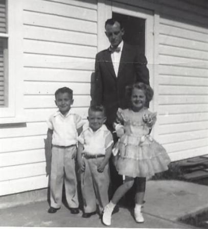 Robert E. Oldham - Photo 84