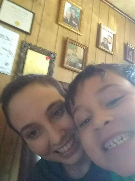 Kristina Rae Dunham - Photo 5