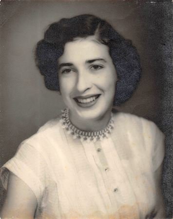 Amy Carolyn Griffith - Photo 53