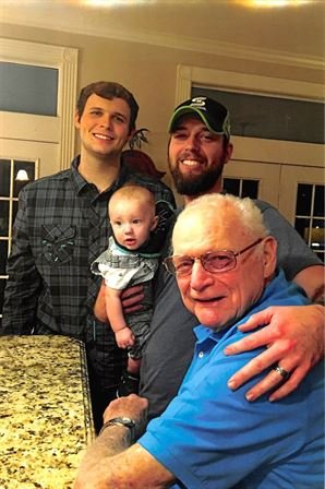 Kenneth Beckett - Photo 21