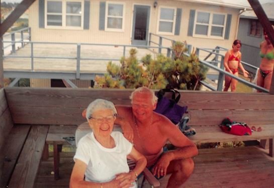 Kenneth Beckett - Photo 22