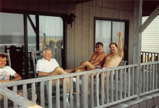 Kenneth Beckett - Photo 27