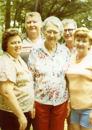 Verna Stephenson Dougharty - Photo 3