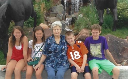 Edna Mae King - Photo 27