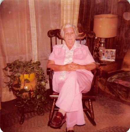 Jenean Van Benthuysen - Photo 31