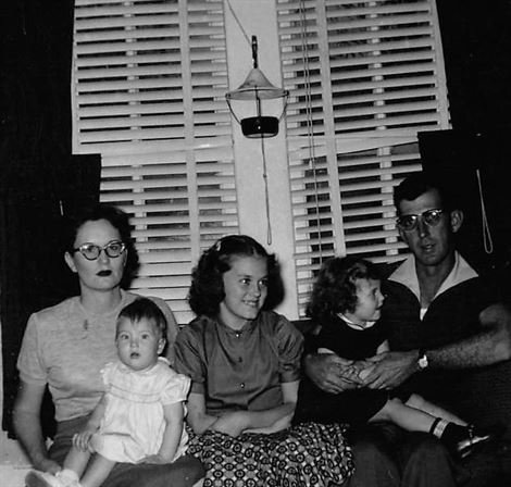 Laura Beth Miller - Photo 4