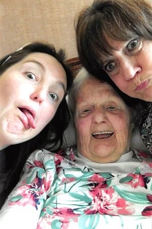 Mary Elizabeth Dennison - Photo 16