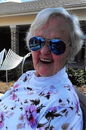 Mary Elizabeth Dennison - Photo 22