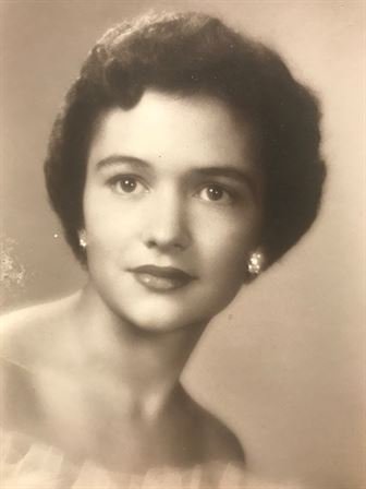 Sue Halliburton - Photo 17