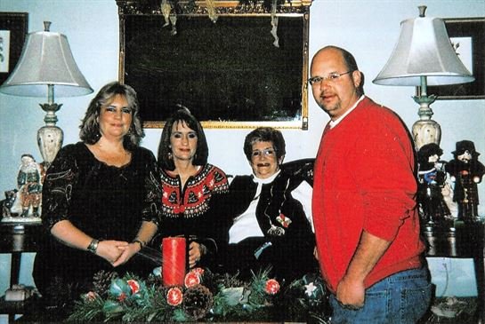 Sue Halliburton — photo 28