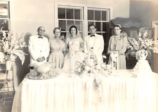 Sue Halliburton - Photo 43