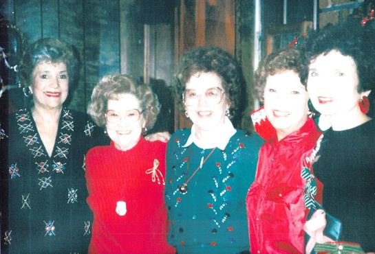 Sue Halliburton — photo 46