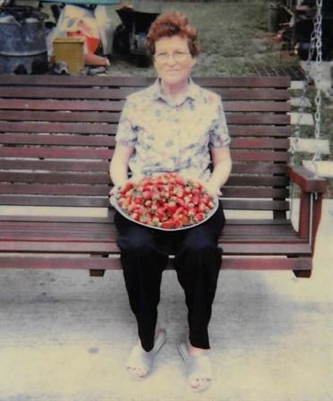 Agnes H. Dixon - Photo 15