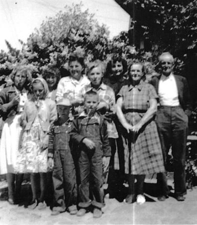 Juanita Mae Nugent - Photo 3