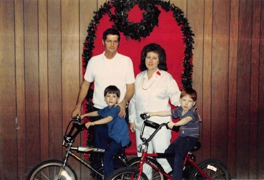 Zerl Wayne Bielecki - Photo 2