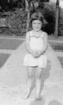 Mollie Anna Solomon - Photo 15