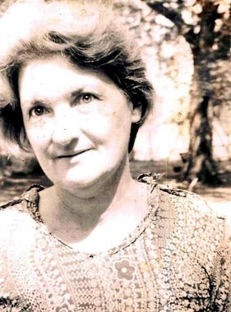 Jo Ann "Jodie" Christian-Davis - Photo 5