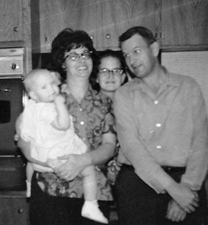 Nina Vincent Dilbert - Photo 25