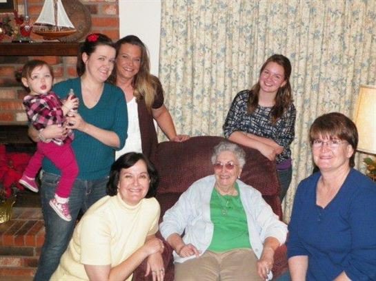 Nina Vincent Dilbert - Photo 49