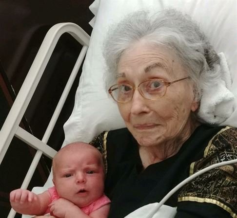 Nina Vincent Dilbert - Photo 69