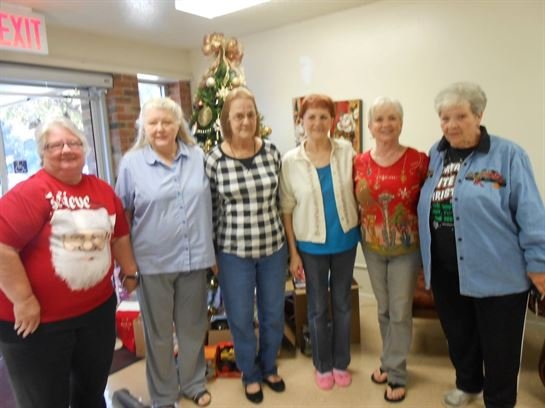 Annie Laura Dixon - Photo 2