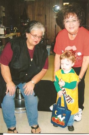 Betty Marie Pace Peveto - Photo 68