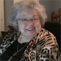 Sara Elizabeth Green Bertles - Photo 2