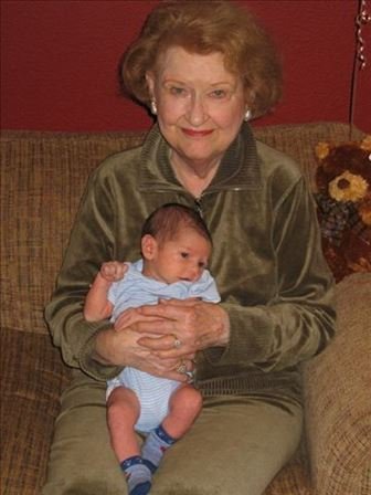 Mavis Hollingsworth Powell - Photo 22