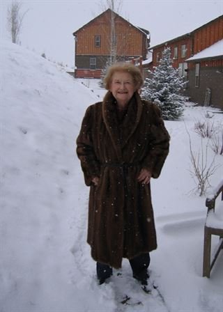 Mavis Hollingsworth Powell - Photo 46