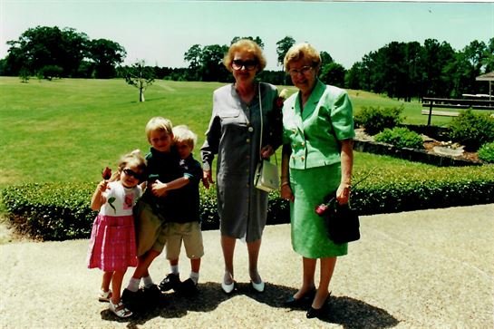 Mavis Hollingsworth Powell - Photo 64